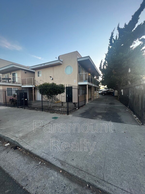 173 22nd St Unit B, Richmond, CA 94801 Condo for Rent in Richmond, CA