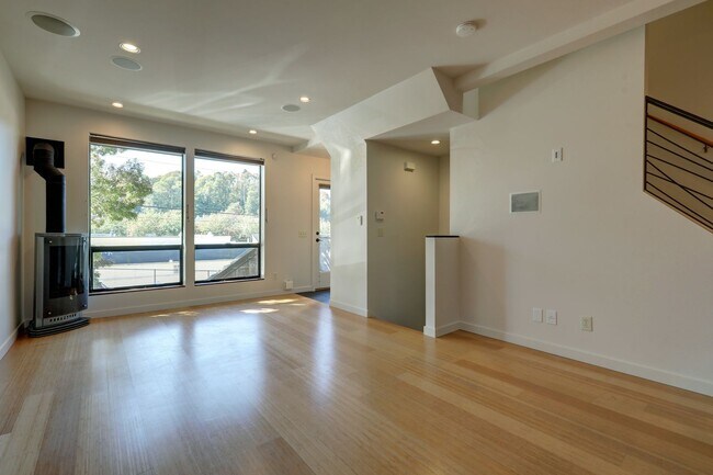 Foto del edificio - 3820 S Hudson St