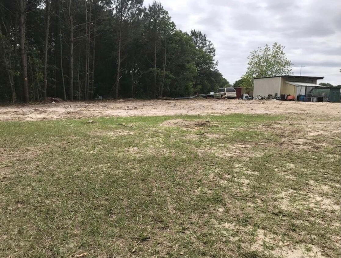 Building Photo - 1363 N Shiloh Farm Rd
