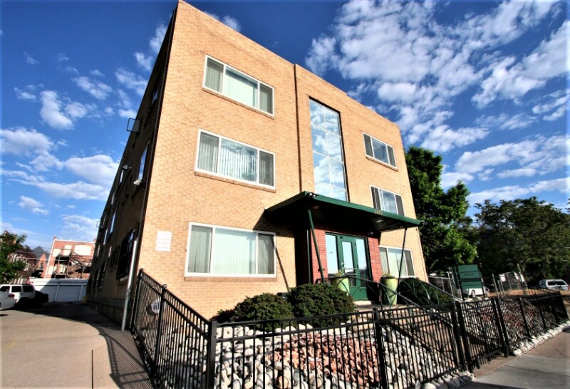 Primary Photo - 1435 Pearl St