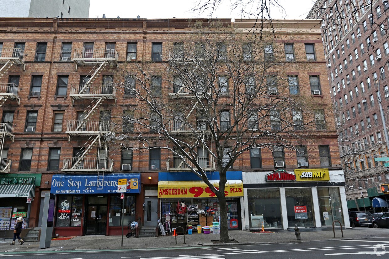Building Photo - 592 Amsterdam Ave