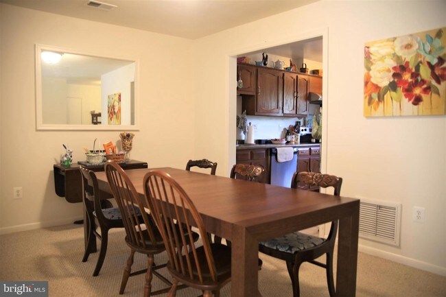 Foto del edificio - 1562C Westmoreland St