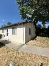 Building Photo - 1406 Saiz Ln