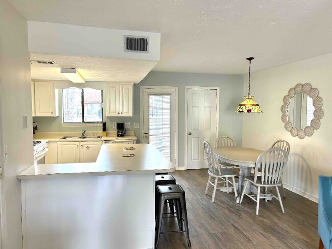 Foto del edificio - 168 White Sandy Dr