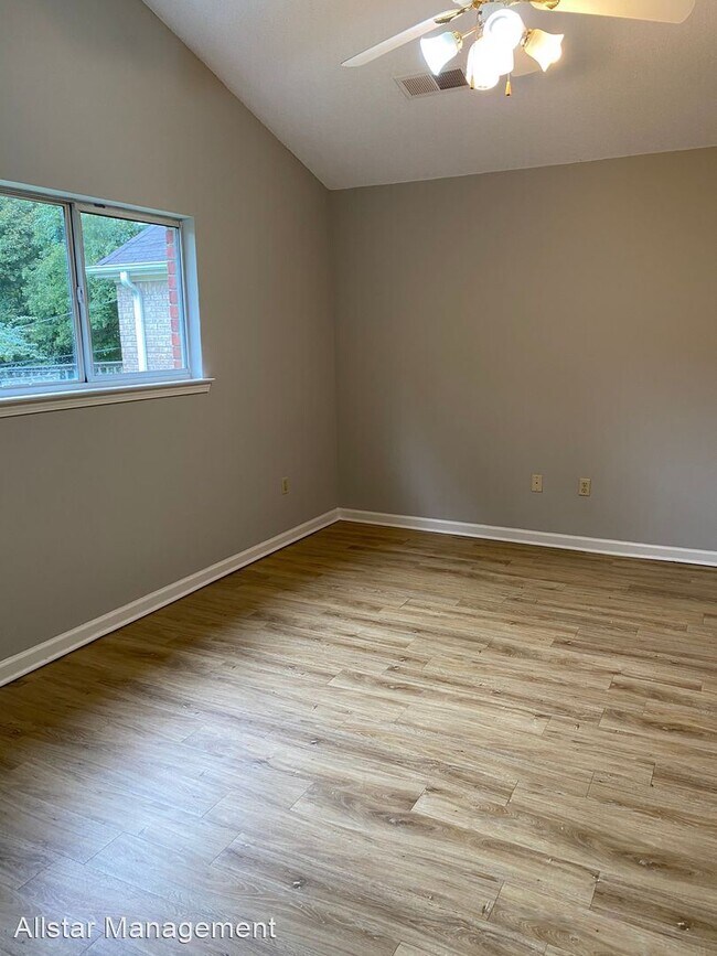 Building Photo - 3 br, 2 bath House - 1175 Wilson Ridge