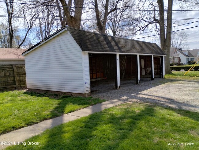 Building Photo - 500 Bauer Ave