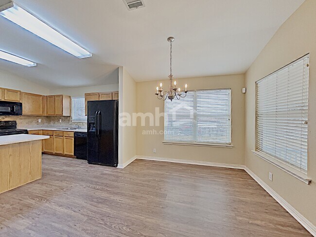 Building Photo - 654 Coral Harbor