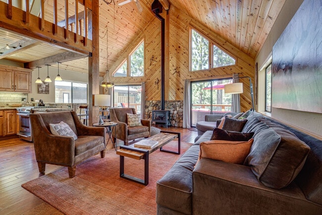 Building Photo - 15568 Alder Creek Rd