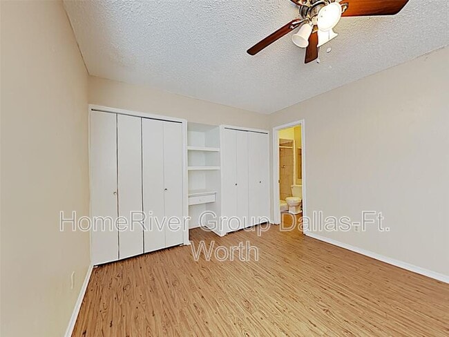Building Photo - 2106 Austin Dr