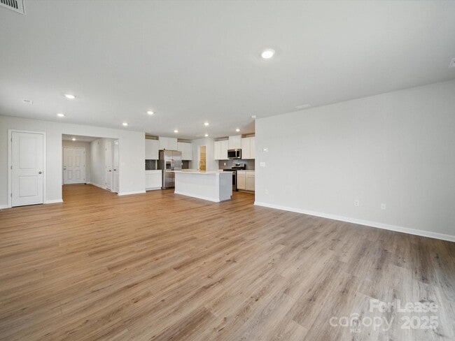 Building Photo - 13300 Hampton Bay Ln