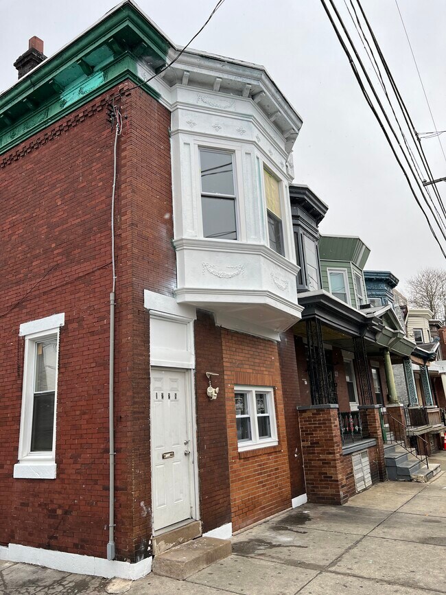 Photo - 1228 W Venango St Apartment