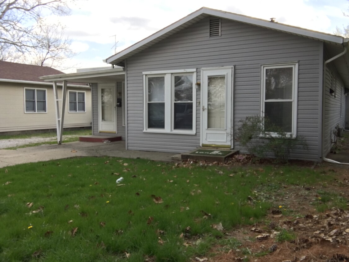 Primary Photo - 1003 W Beardsley Ave