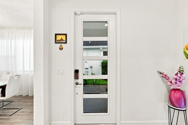 Foto del edificio - 11639 SW Viridian Blvd