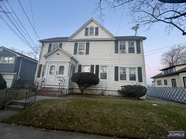 Primary Photo - 59 Robinson St