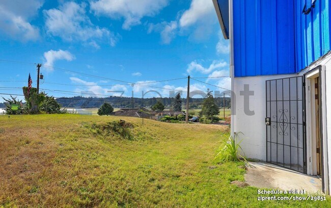 Building Photo - 2180 Yukon Harbor Rd SE