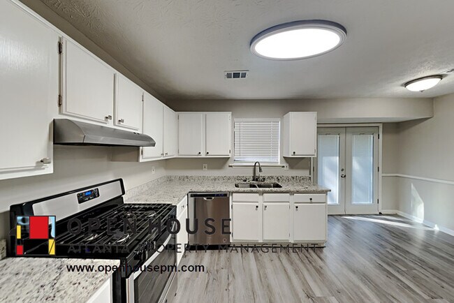 Building Photo - 2610 Centennial Ct, Duluth