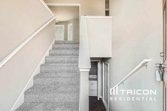 Foto del edificio - 22 Thorn Thicket Way