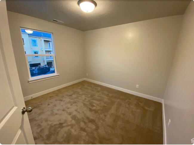 Building Photo - 5207 W Cannavale Ln