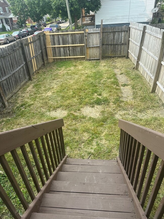 Foto del edificio - 798 E Whittier St