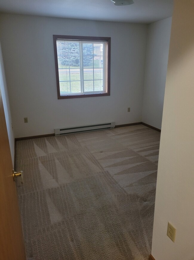bedroom 2 - 1733 Dayton St