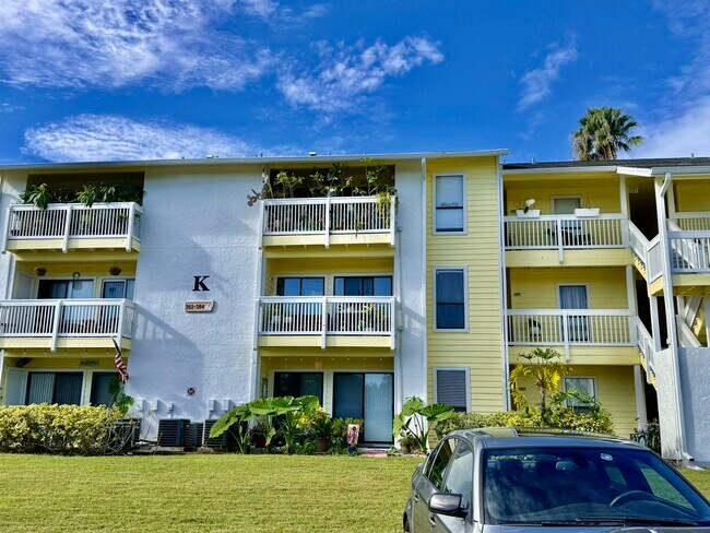Building Photo - 455 Alt 19