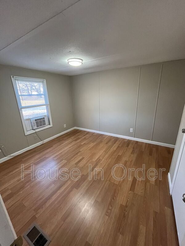 Building Photo - 5 Tre Ln