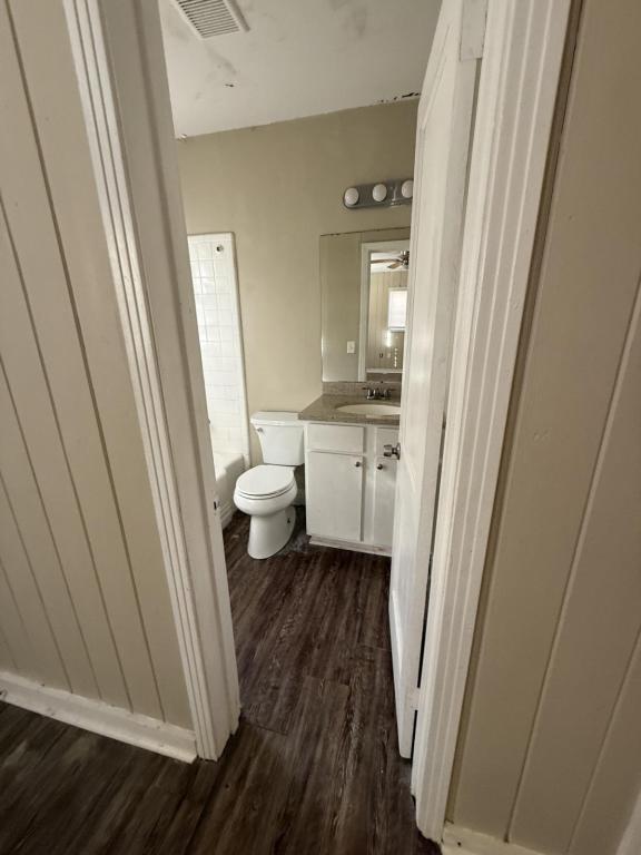 Foto del edificio - 4170 Plaza St