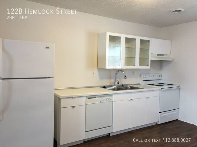 Building Photo - Large Central Northside 2 bedroom apartmen...