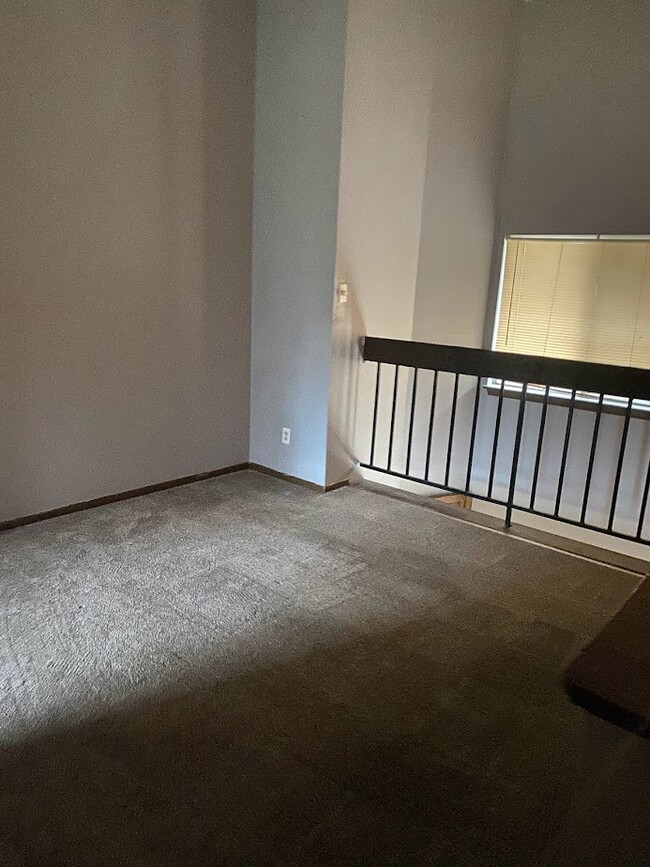 Foto del edificio - 817 SW Tyler St