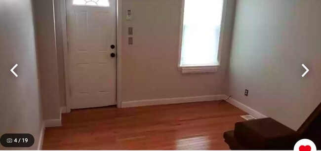 Living Room - 123 Bloomsberry St