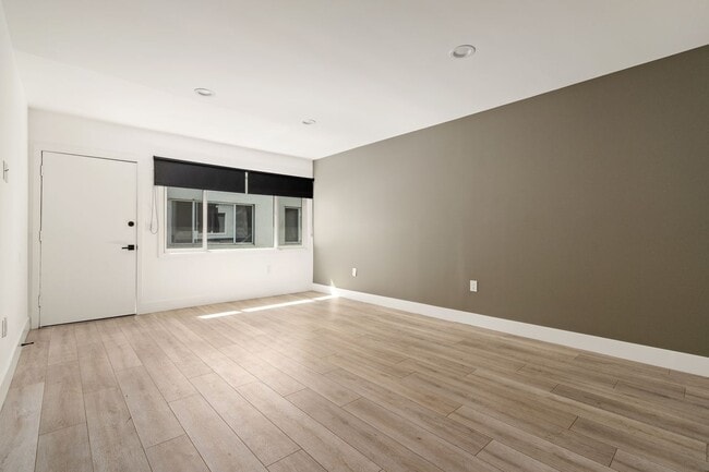 Building Photo - 14210 Calvert St