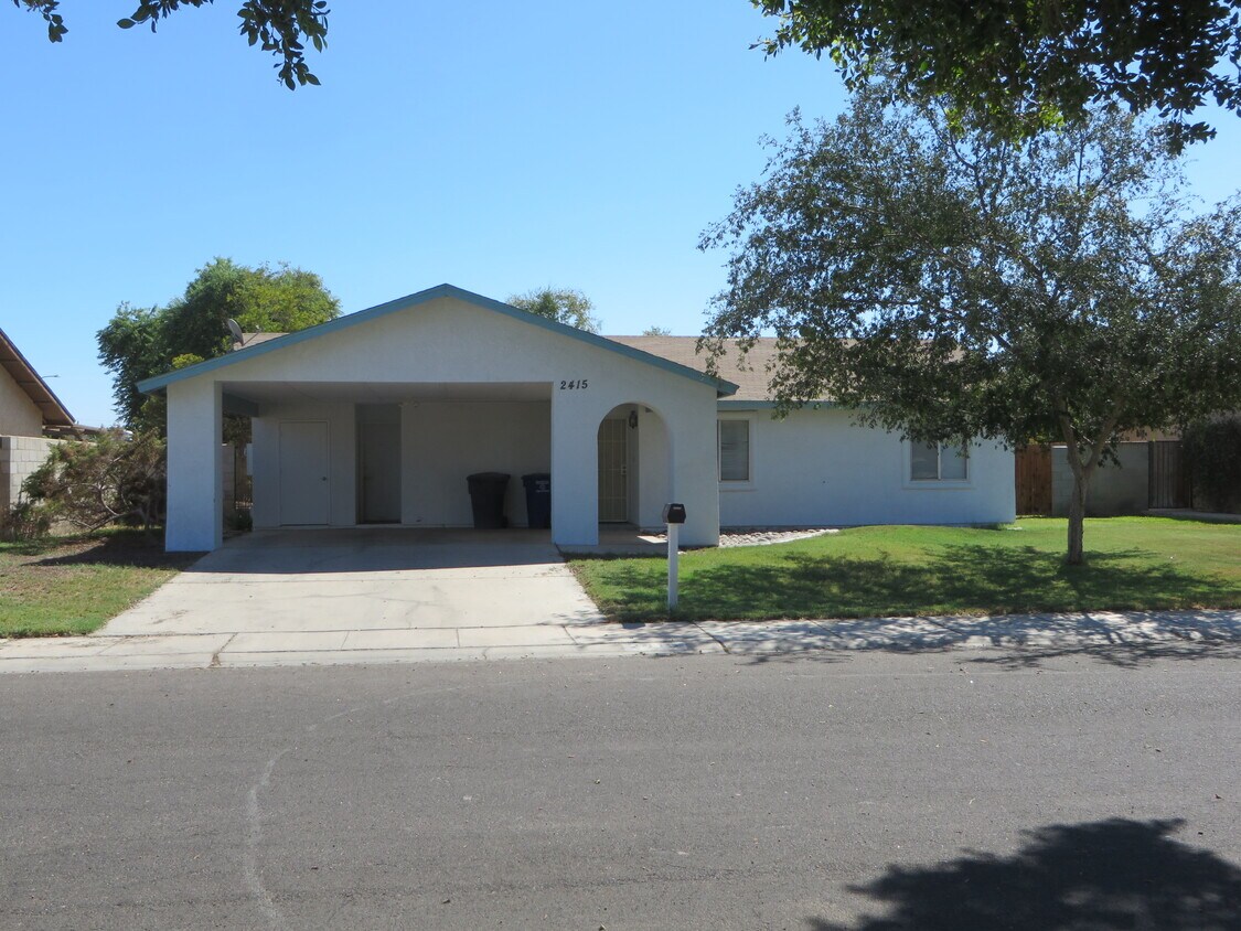 Primary Photo - 2415 S Greenwood Ave