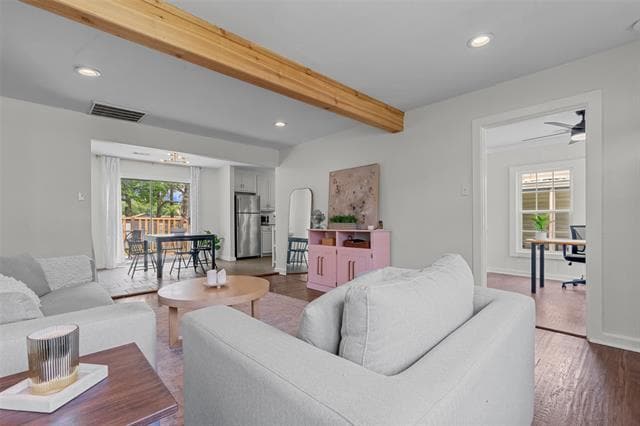 Building Photo - 4733 Calmont Ave