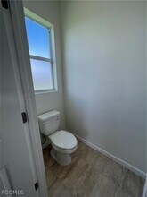 Building Photo - 1088 Saturn Ct