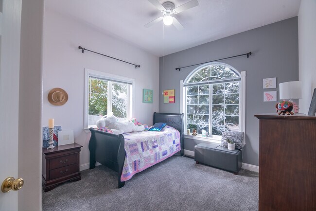 Foto del edificio - 1440 Satterfield Dr