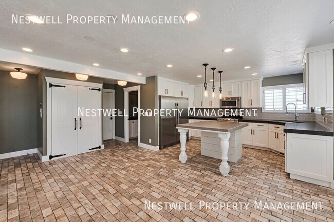 Foto del edificio - 713 Cumberland Ct