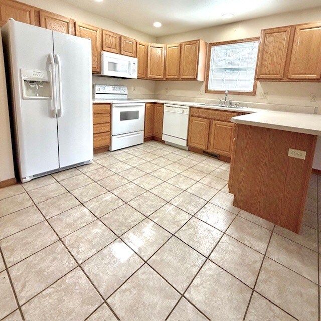 Foto del edificio - 1005 Waters Edge Rd