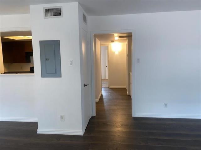 Building Photo - 4121 Avondale Ave