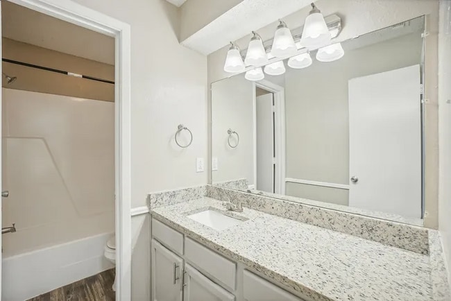 Foto del edificio - 3008 Sappington Pl