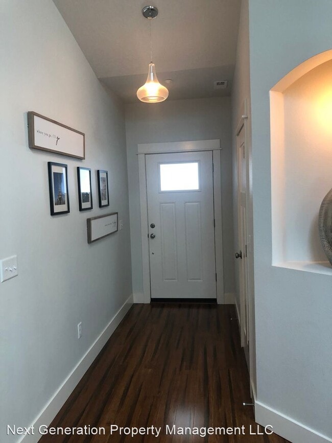 Building Photo - 3 br, 2 bath House - 2421 Benson Ln
