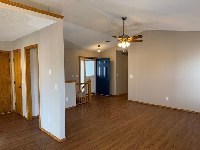 Foto del edificio - 1817 N Pine Grove St