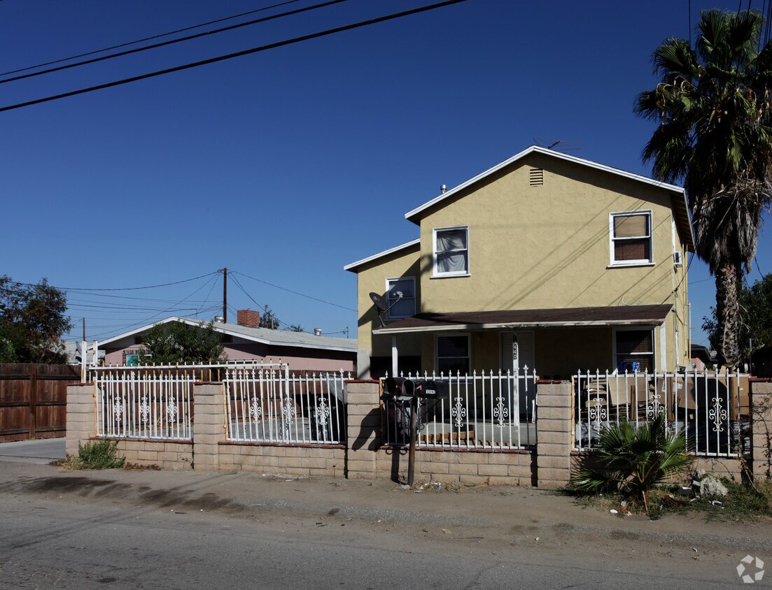 Foto del edificio - 13440 Edgemont St