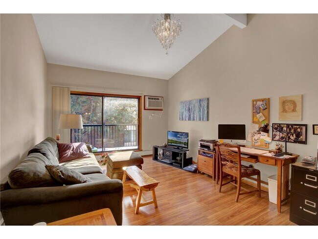 Foto del edificio - 7300 York Ave S