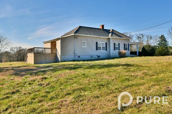 Building Photo - 5674 Duncan Rd, Ward, SC 29166