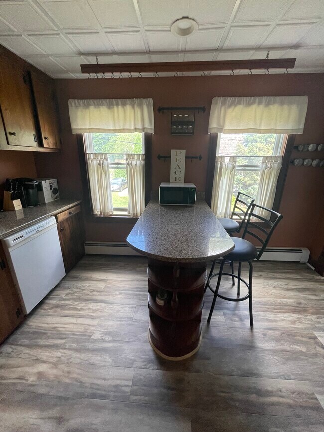 Kitchen - 54 Allen St