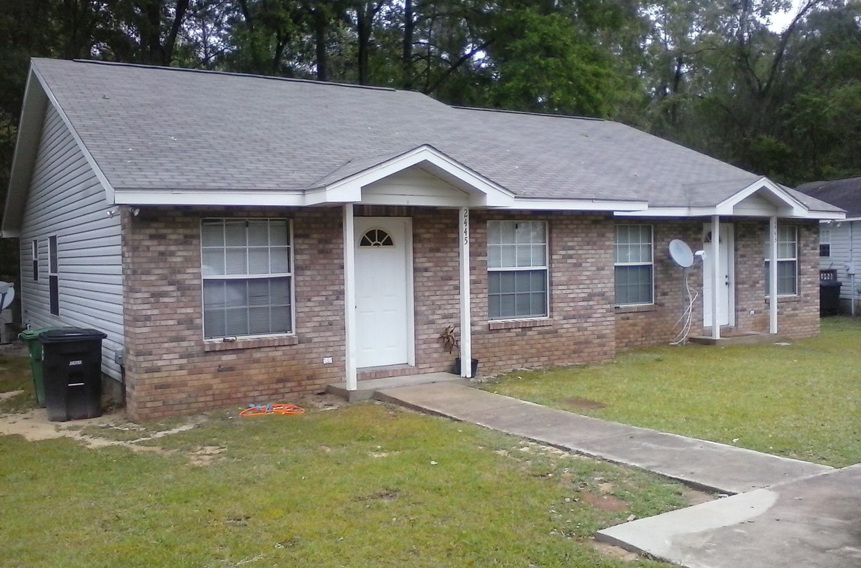 two bedroom duplex Apartments in Tallahassee, FL