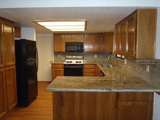 Foto del edificio - 1249 Mountain View Dr