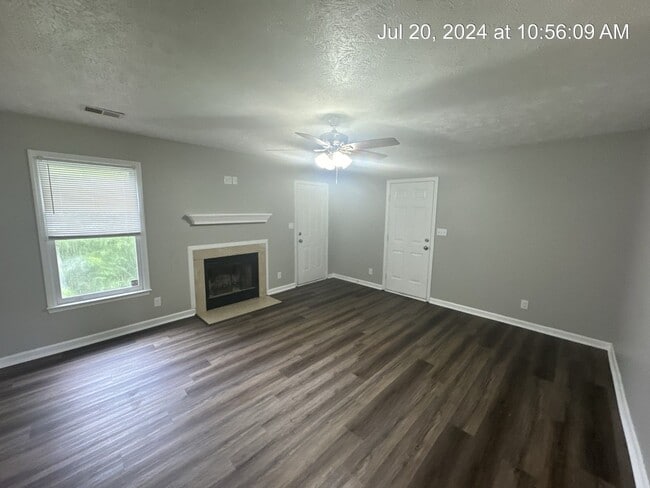 Building Photo - 1512 Kara Court