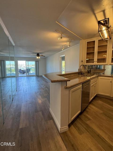 Foto del edificio - 3101 Peninsula Rd