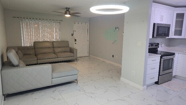 Foto del edificio - 1809 Garwood Dr